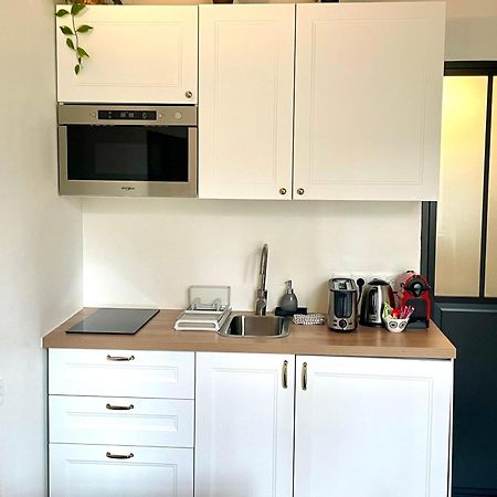 Studio Au Vieux Marly-Le-Roi - Bien Equipe - Matelas De Qualite - 7Min Du Train Vers Paris 外观 照片
