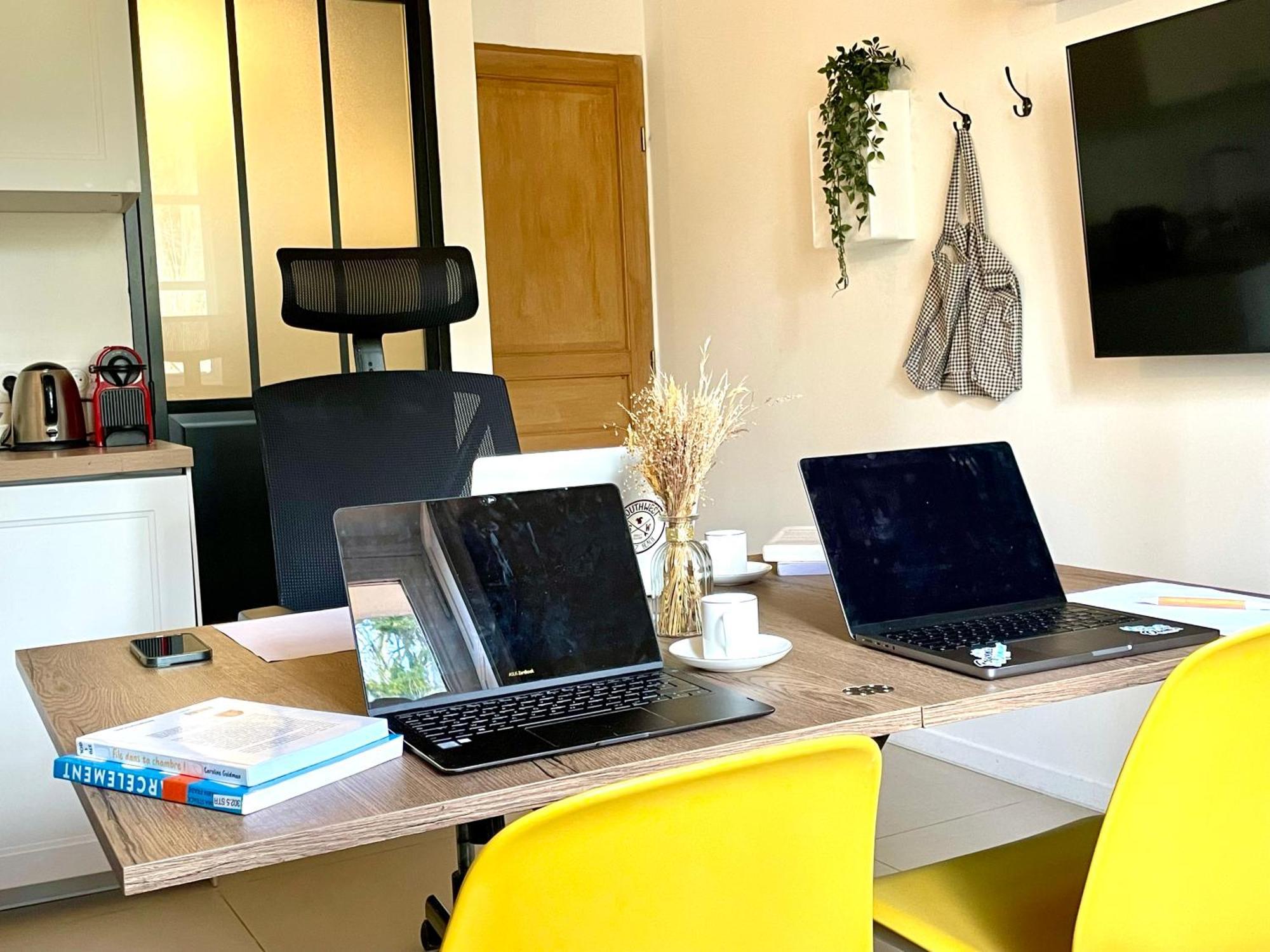 Studio Au Vieux Marly-Le-Roi - Bien Equipe - Matelas De Qualite - 7Min Du Train Vers Paris 外观 照片